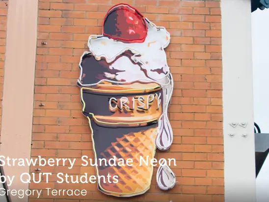 Art Strawberry Sundae